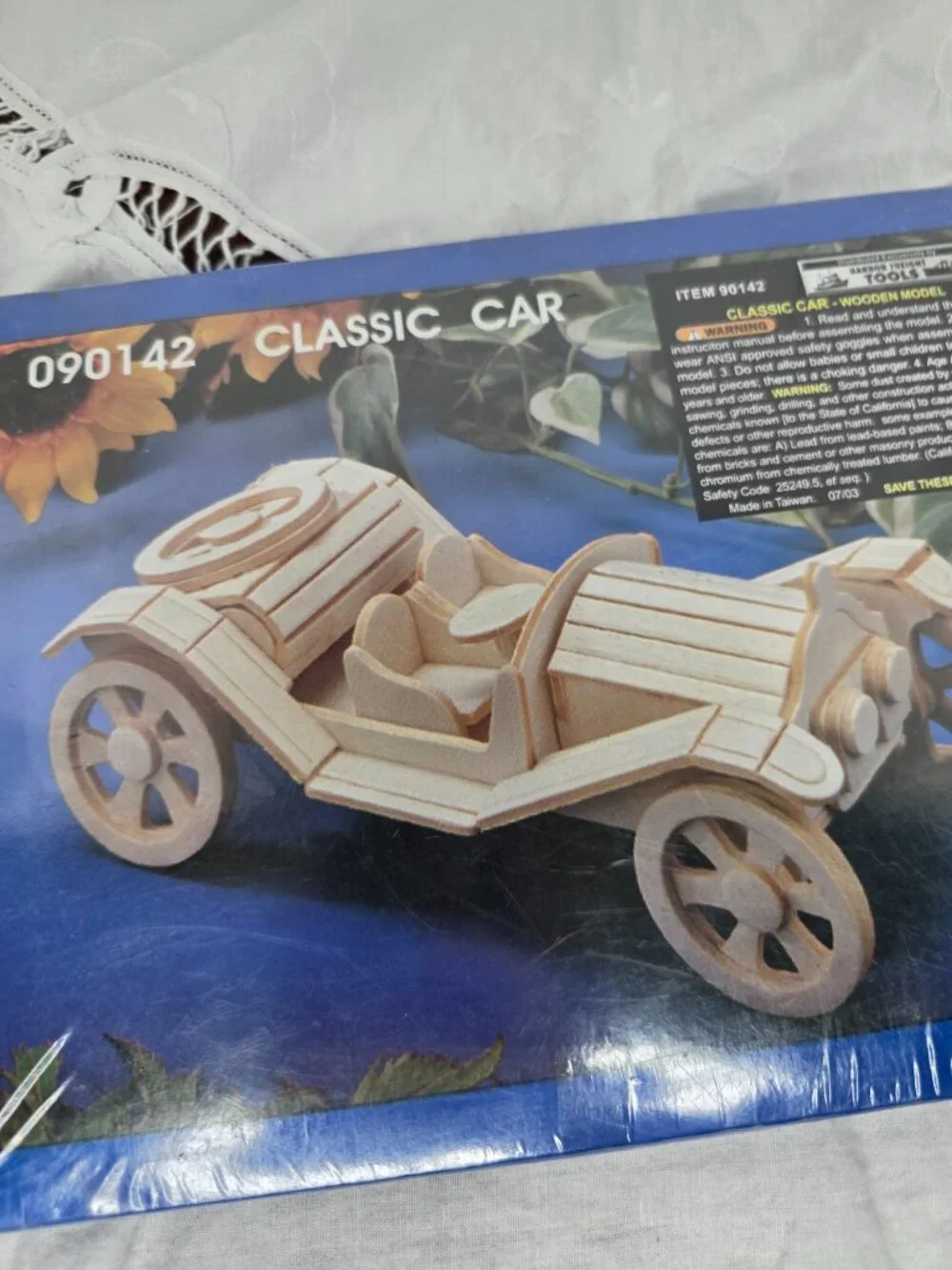 Vintage Classic Car Wood Model Kit 2003 New in Package 090142 Harbor Freight DIY